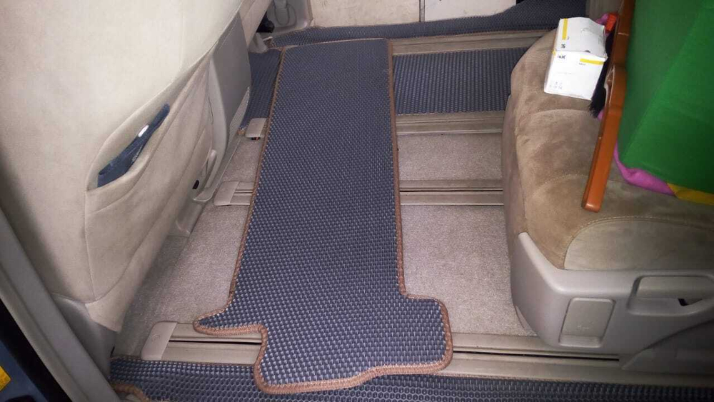 Автоковрики EVA для Toyota Estima 3 Hybrid. e four g. Полный привод, правый руль.
