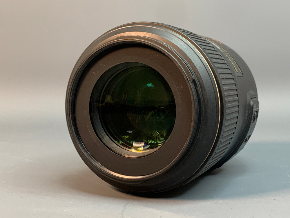 Nikon 105mm 2.8G IF-ED AF-S VR Micro-Nikkor