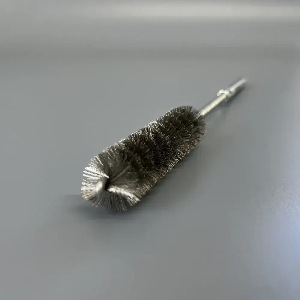 Щетка (ерш) для чистки труб, диаметр 20 мм