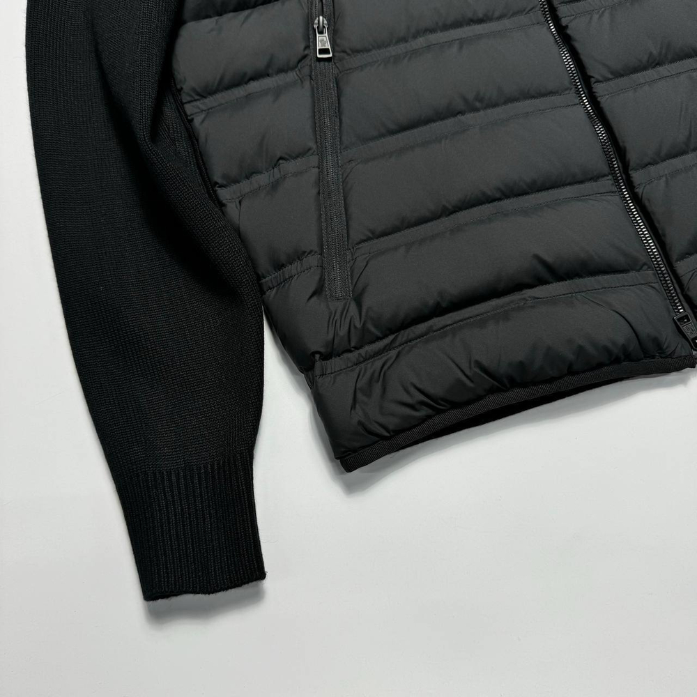 Пуховик Moncler