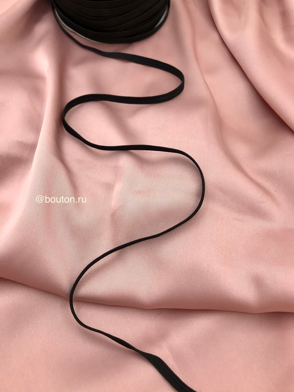 Резинка эластичная черная 0,6 см