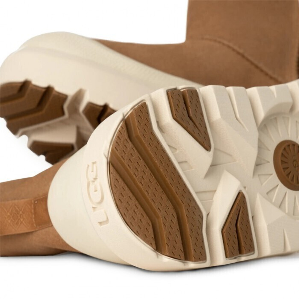 Ugg Classic Short Weather Hybrid - Chestnut