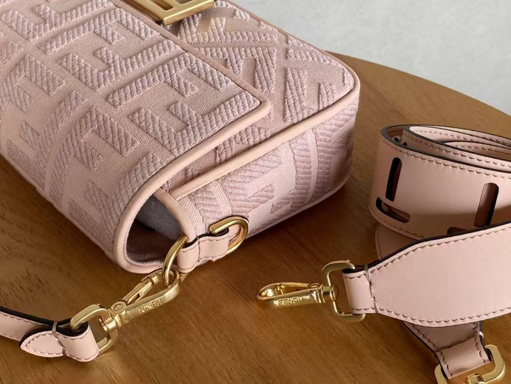 Сумка Fendi
