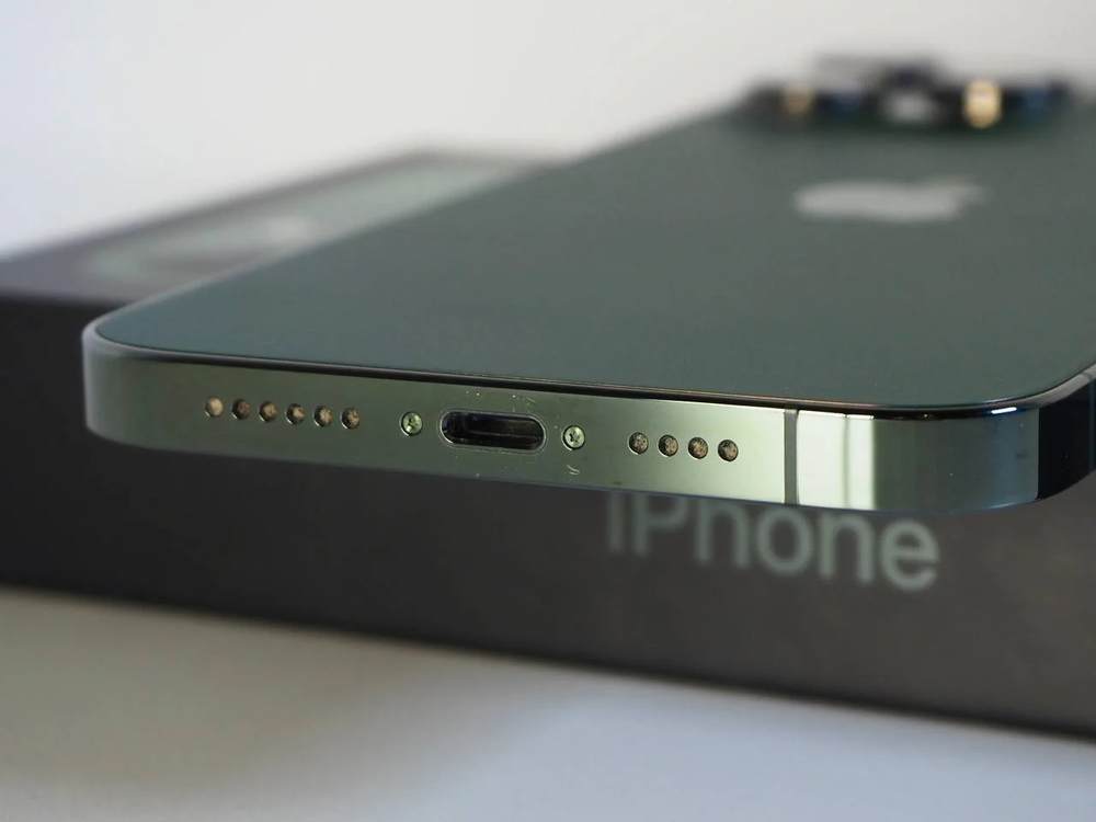 iPhone 13 Pro Max 256 ГБ Alpine Green б/у