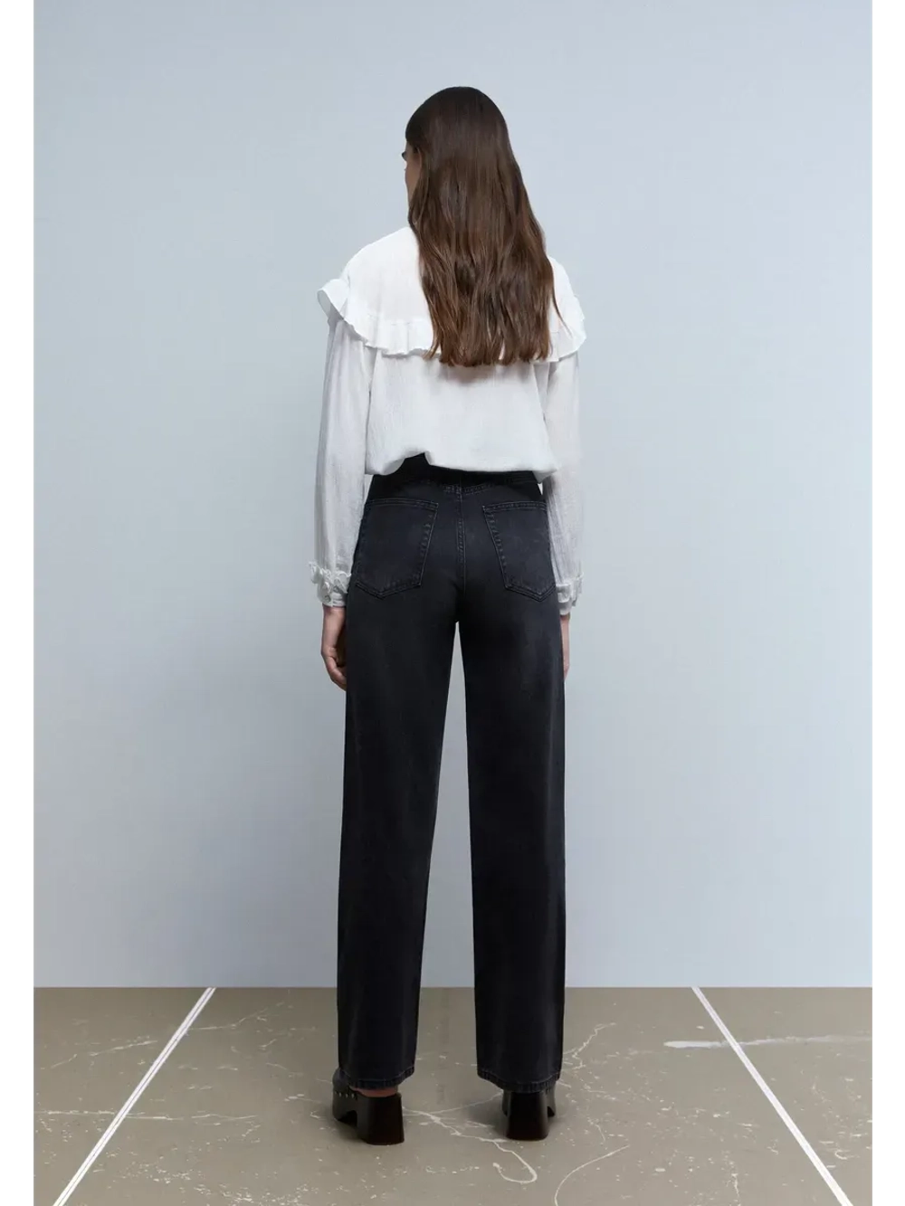 Джинсы со стразами