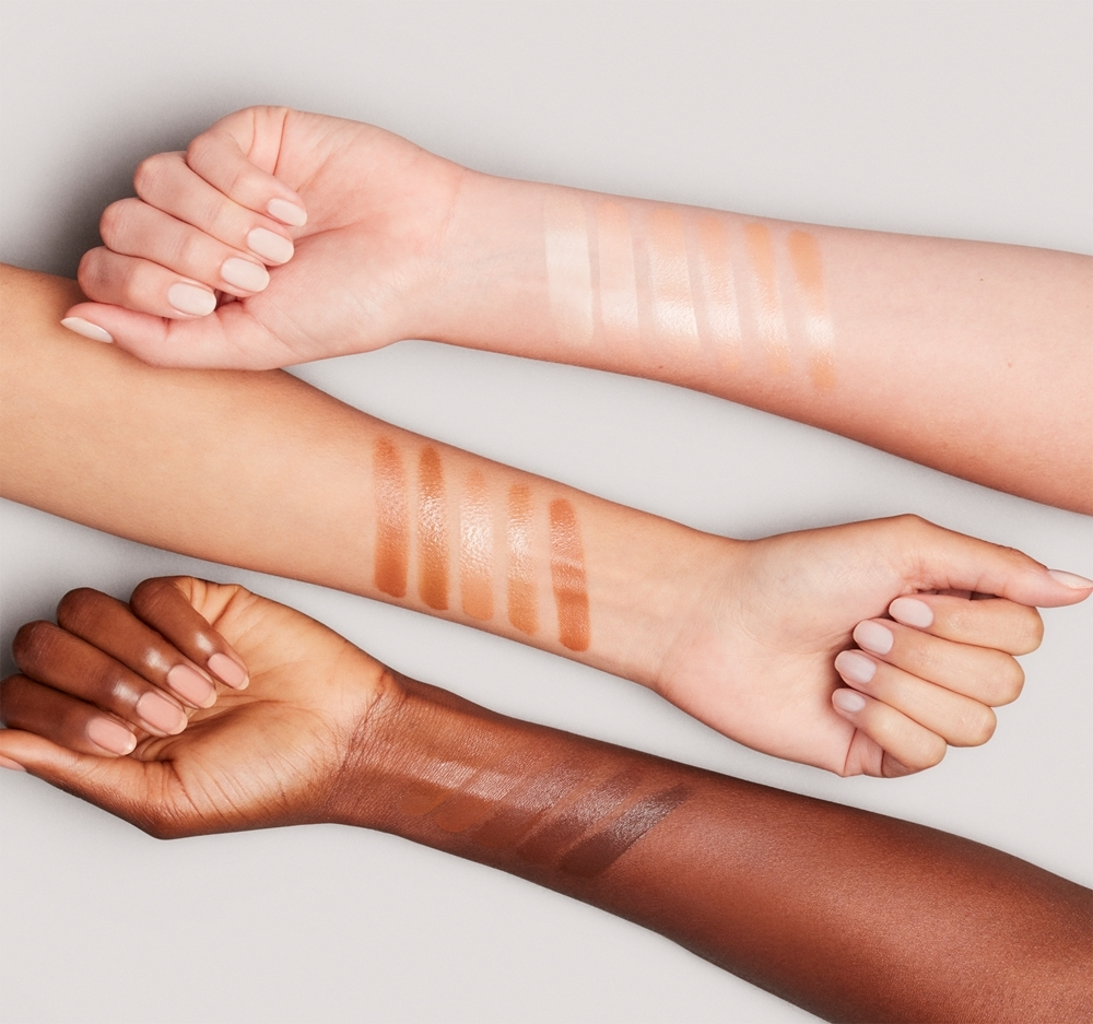 MAC Cosmetics Strobe Dewy Skin Tint - тональный увлажняющий крем, 30 ml