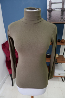 Джемпер повседневный 44 размер