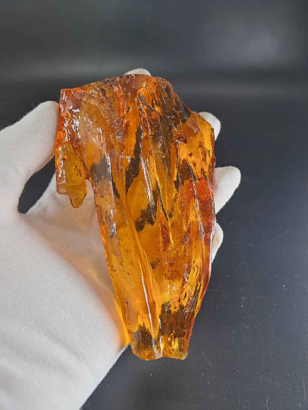 Копал молодой янтарь коллекционный 65 гр