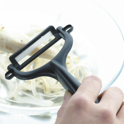 Нож для чистки с плавающим лезвием Kyocera Kitchen accessories черный Япония вид