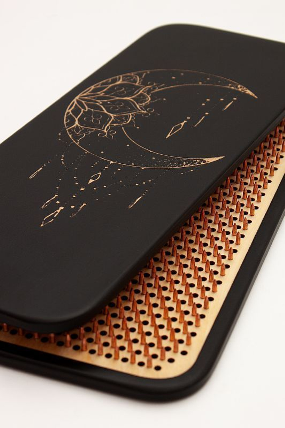 Доска садху Месяц мандала медные гвозди