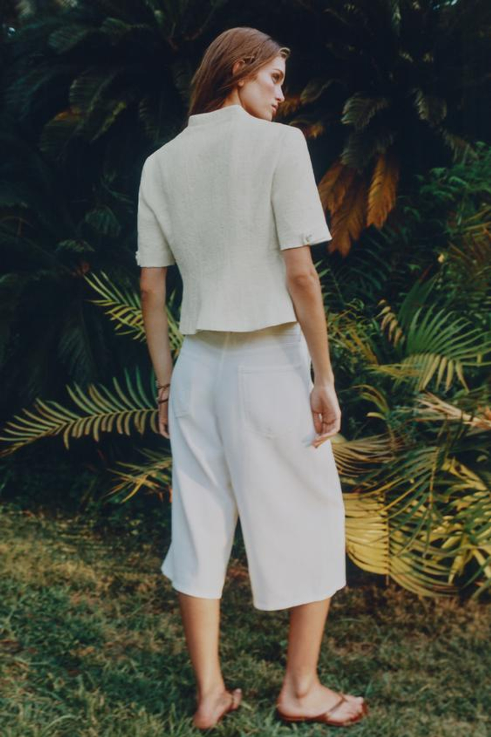 ZARA ДЛИННЫЕ ДЖИНСОВЫЕ ШОРТЫ Z1975 С ПУГОВИЦАМИ, БЕЛЫЙ