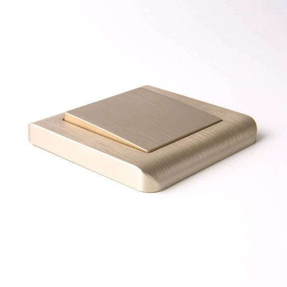 Выключатель одноклавишный Werkel шампань рифленый W1110010 4690389159992