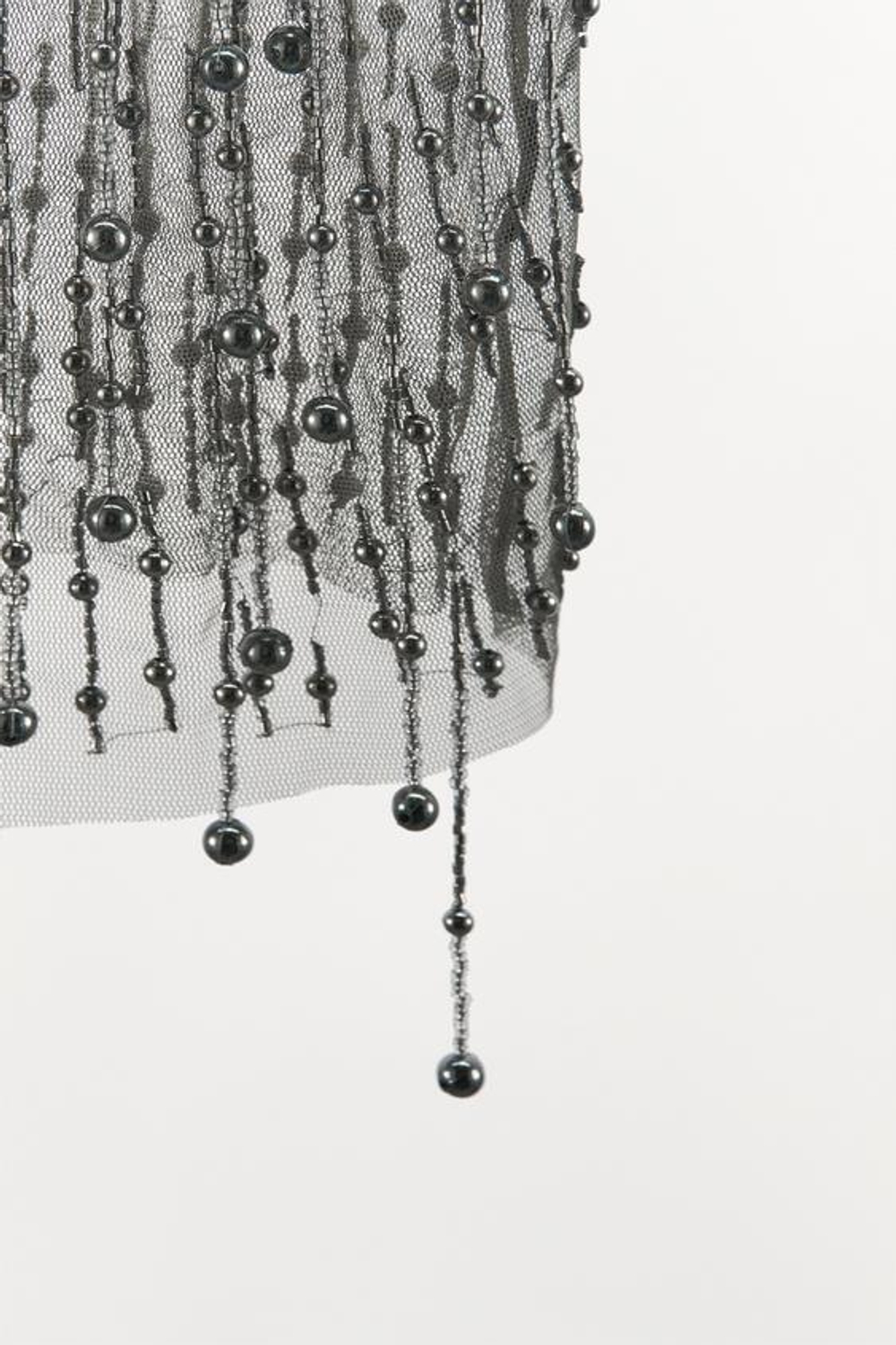 ZARA ТОП С ГОРЛОВИНОЙ ХАЛТЕР И БАХРОМОЙ С БУСИНАМИ, СЕРЕБРИСТЫЙ