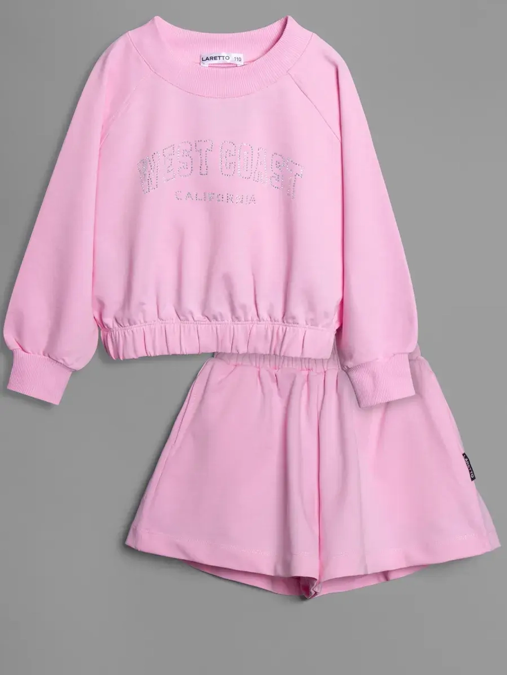 Костюм для девочки на осень свитшот и шорты