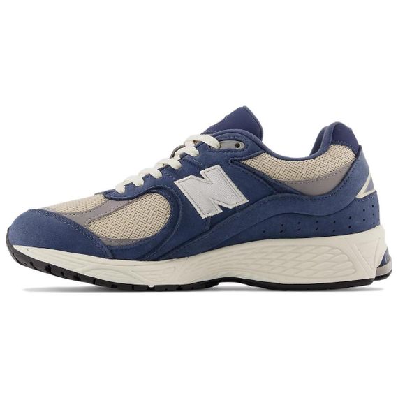 New Balance NB 2002R