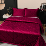 Велюровое покрывало в клетку с наволочками OVL035