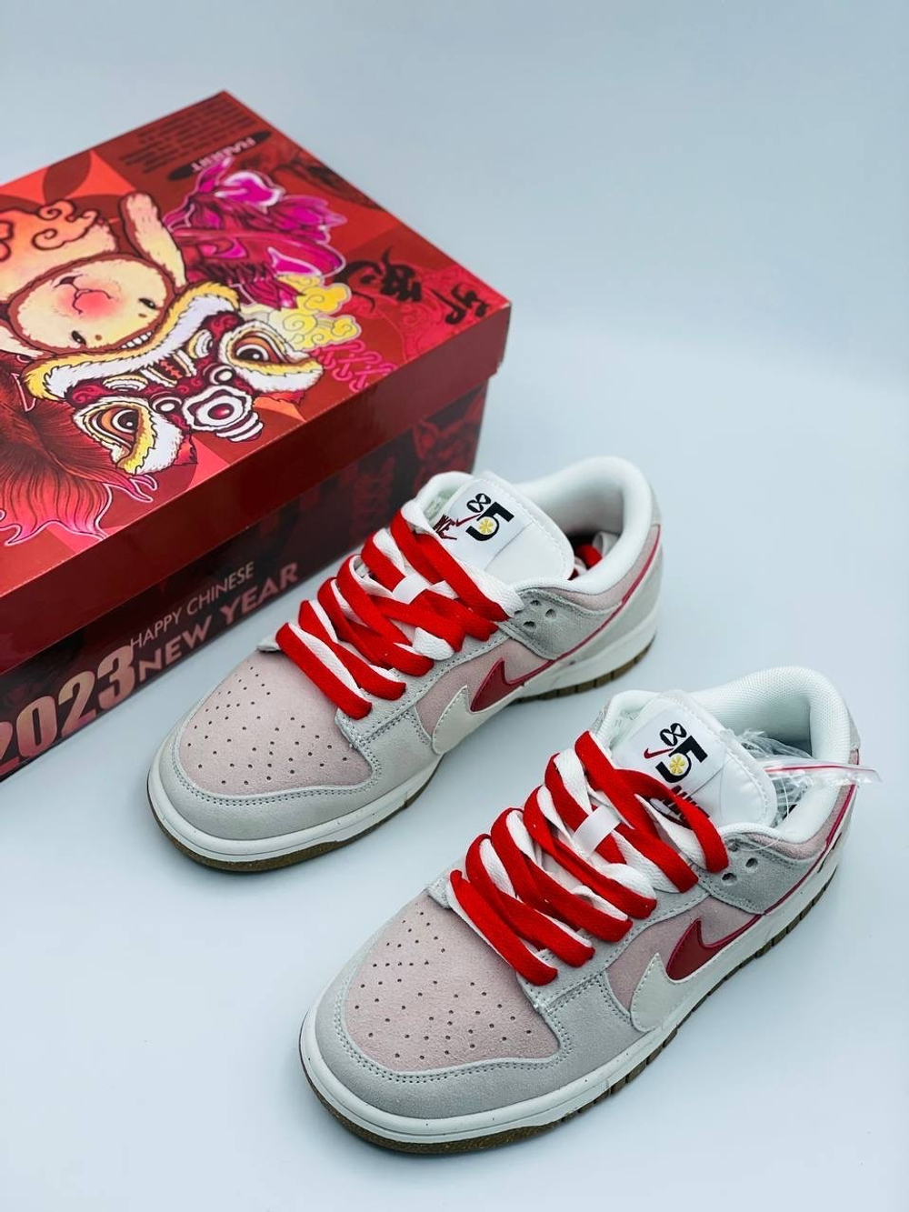 Кроссовки женские Nike Dunk Low Year of the Rabbit Release Details