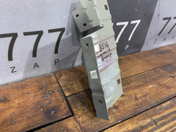 Кронштейн крыла правого Renault Kaptur 16-22 Б/У Оригинал 631462198R