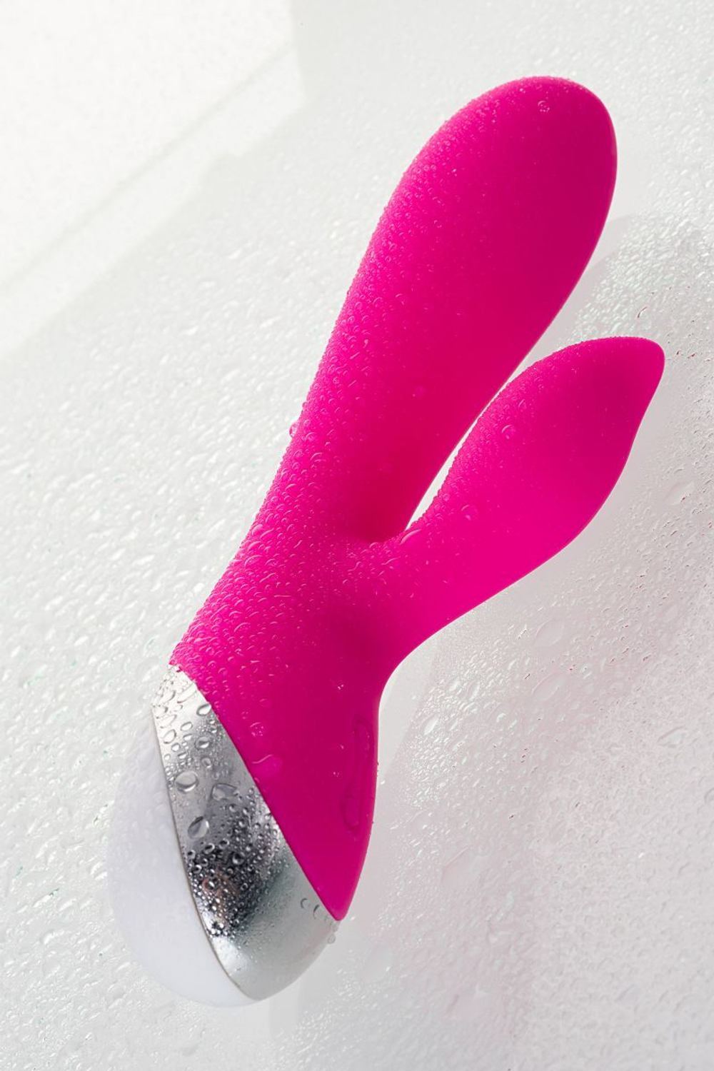 Розовый силиконовый вибратор с клиторальным стимулятором LIA - 19 см. (Цвет: розовый)