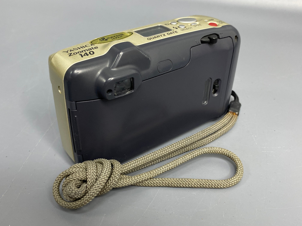 Kyocera Yashica Zoomate 140