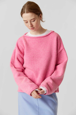 Рыбацкий свитер из шерсти розового цвета