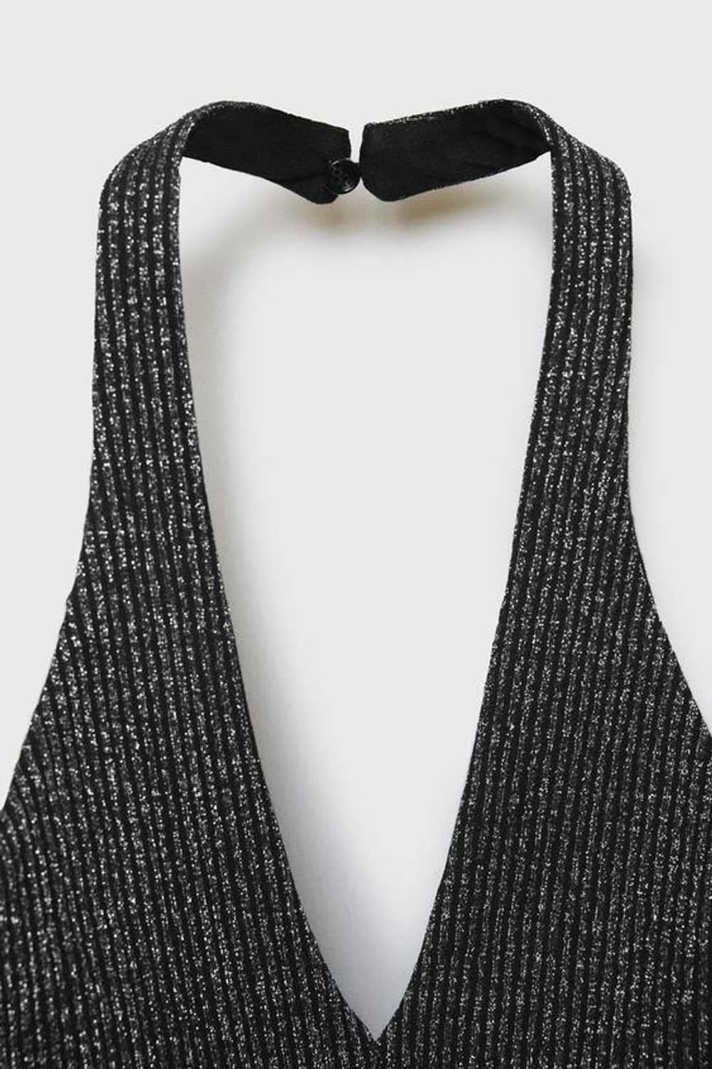 ZARA МЕРЦАЮЩИЙ МЕРЦАЮЩИЙ ТОП С ГОРЛОВИНОЙ ХАЛТЕР, СЕРЕБРЯНЫЙ