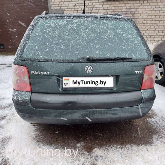 Нижняя накладка на заднюю дверь для VOLKSWAGEN Passat B5 / B5+  96-05