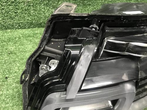 Битая Фара левая Range Rover Vogue 4 (17-22) LED