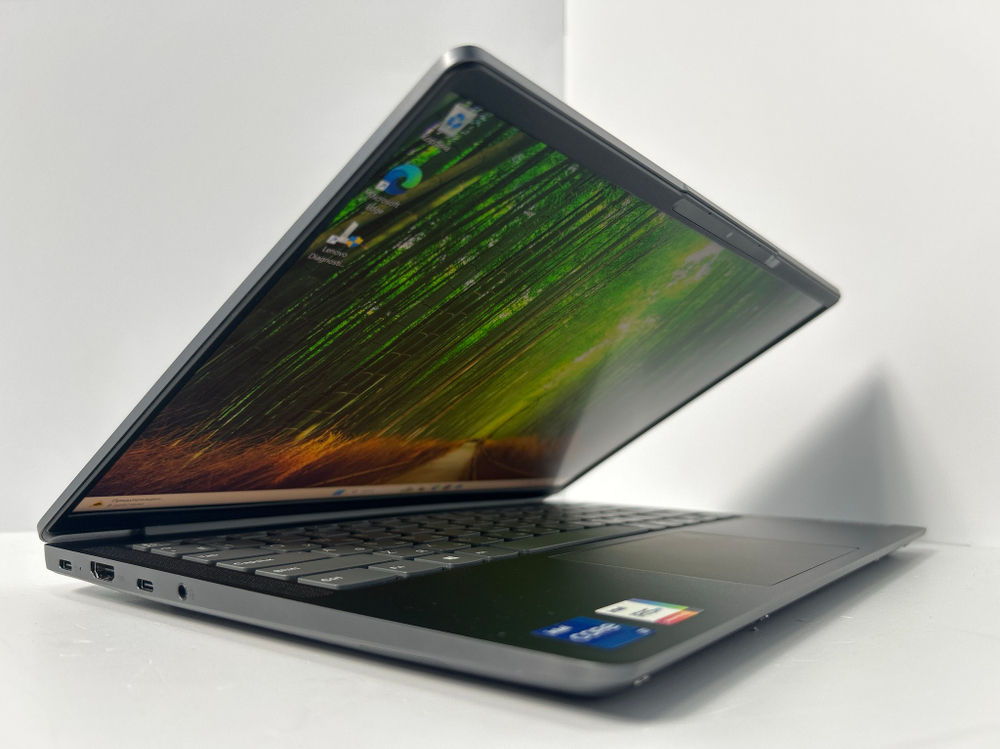 Ноутбук Lenovo IdeaPad 5 Pro 14ITL6 (82L30084RK) 14"/Intel Core i7-1165G7/RAM 8GB/SSD 512GB/Intel Iris Xe Graphics/2240*1400/IPS/Windows 11/Подсветка кл-ры: НЕТ/Чёрный. Состояние: A1