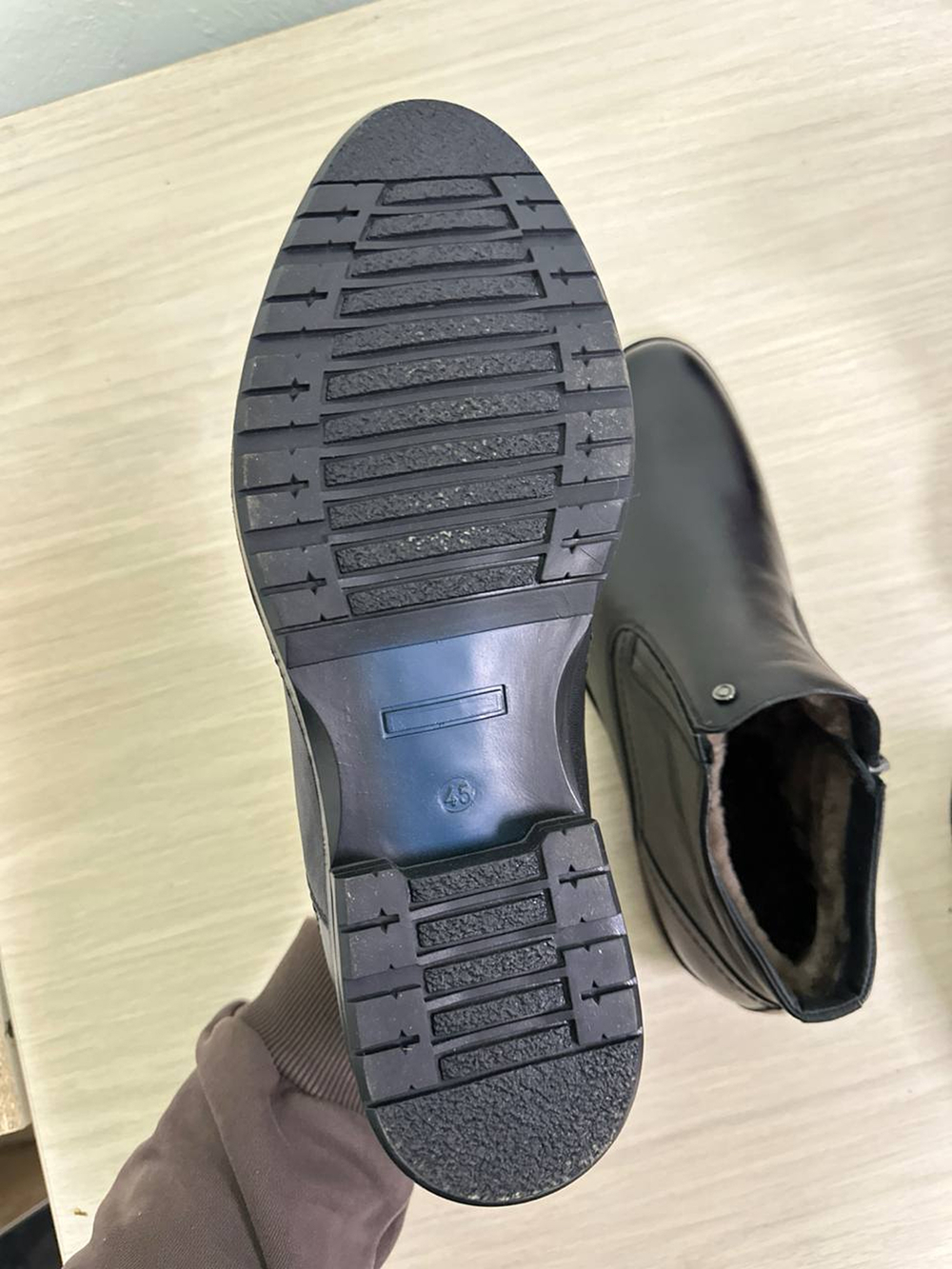 Ботинки мужские(мех) 45р уценка_1323