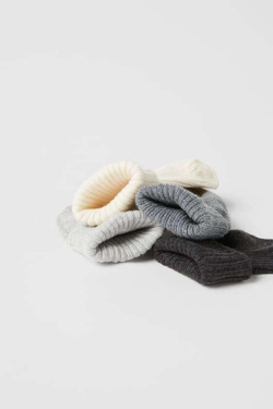 ZARA НАБОР ИЗ ЧЕТЫРЕХ ПАР НОСКОВ РАЗНЫХ ЦВЕТОВ, СЕРЫЙ