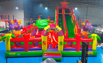 Большая надувная горка «Три дракона» 11*9*7 м