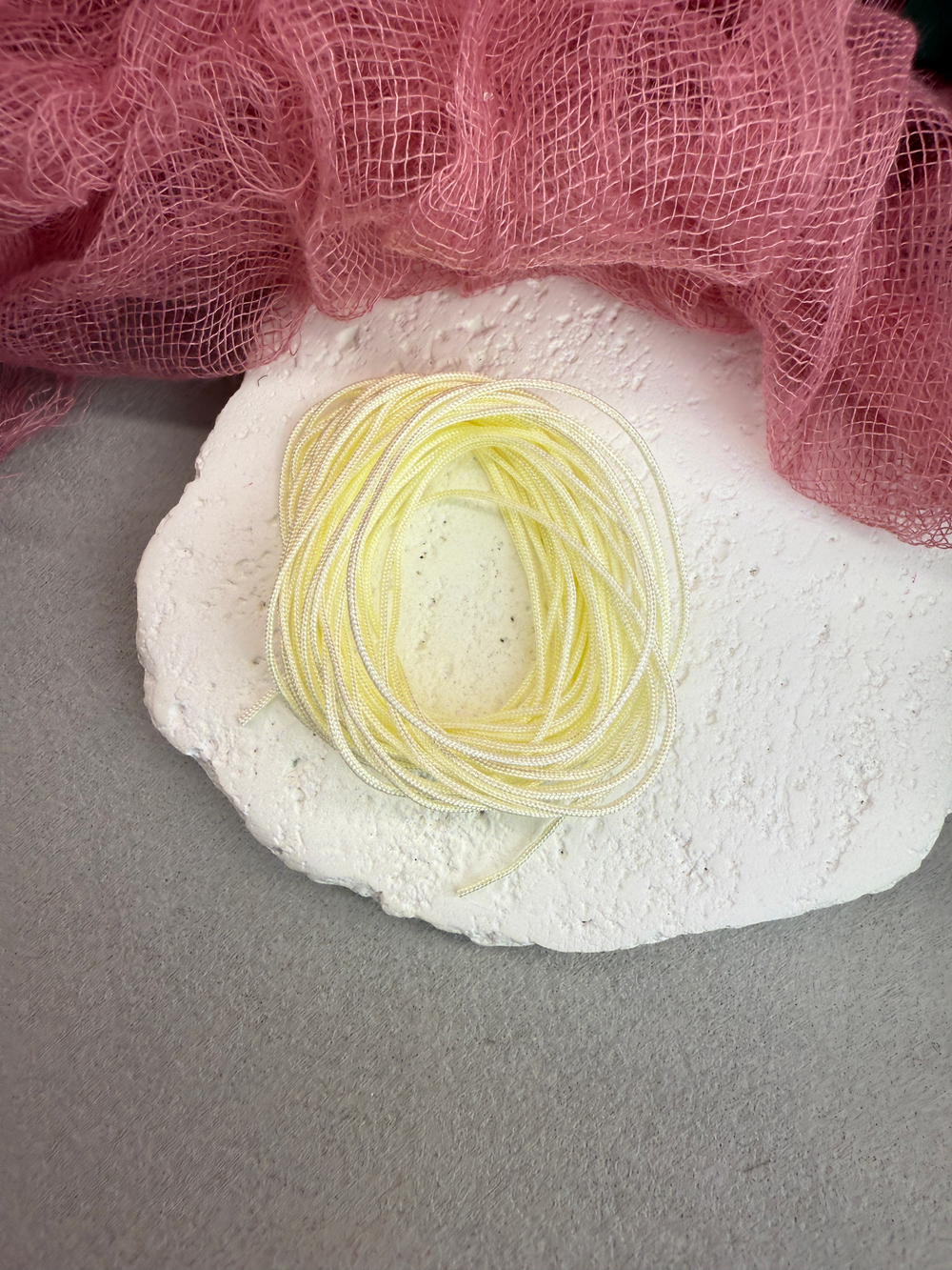 Шнур для плетения браслетов 0,8 мм, Топленое молоко (5 м)