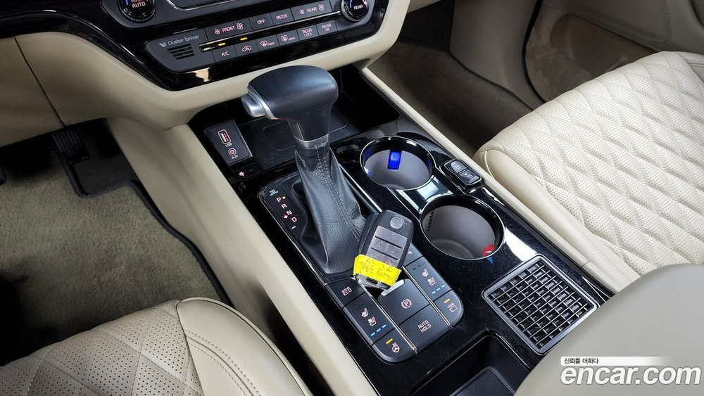Kia The New Carnival (Sedona) Бензин 9-и местный 하이리무진(특장업체) (02.2020)