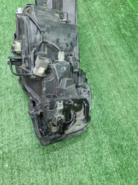 Битая Фара левая Subaru Outback 5 (2017-2021) LED