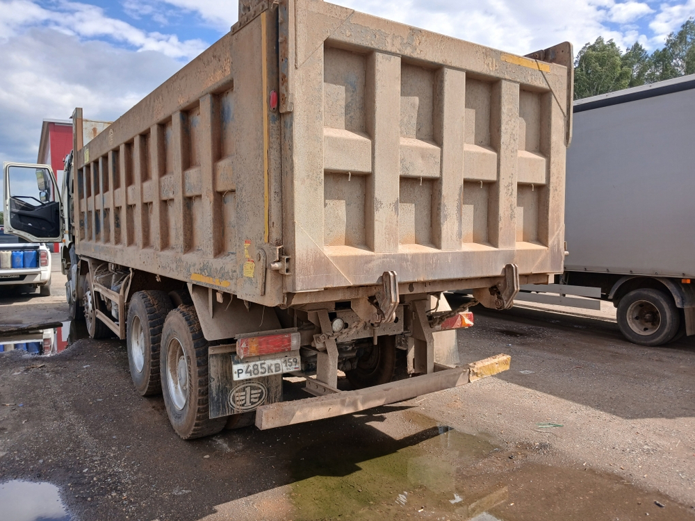 FAW J6 8x4 Самосвал СА3310Р66K24T4E5 (Дизельный, 11,1 л, 420 л.с., МТ)