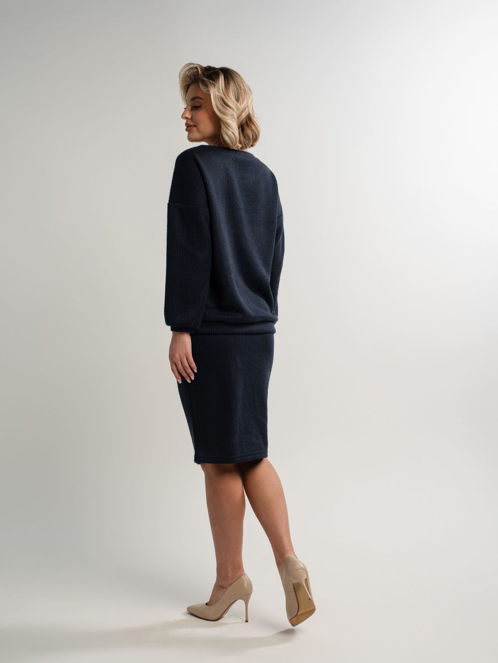 Костюм с юбкой Совершенство форм (синий) К15118-10М LT Collection