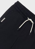 две футболки с шортами