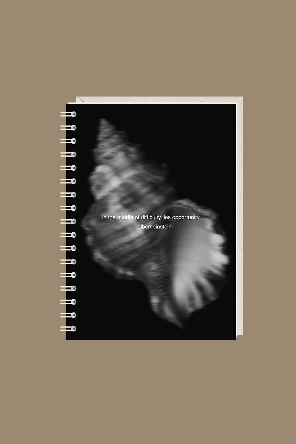 Блокнот In the middle