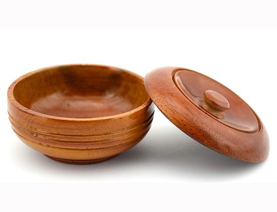 Чаша для бритья KURT деревянная с крышкой для взбивания пены помазком 93мм