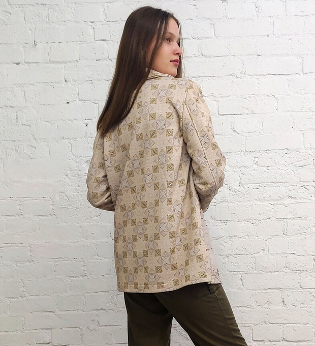 Трикотажный жакет "Средневековая карта", средневековой карты мира из "Книги о мореплавании" картографа Пири Рейса