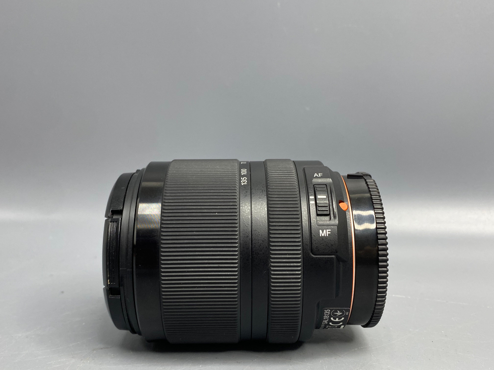 Sony DT 18-135mm f/3.5-5.6 SAM