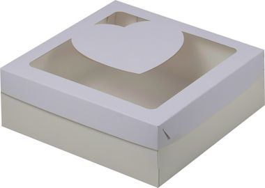 Коробка для зефира 20х20х7 белая с окном сердце