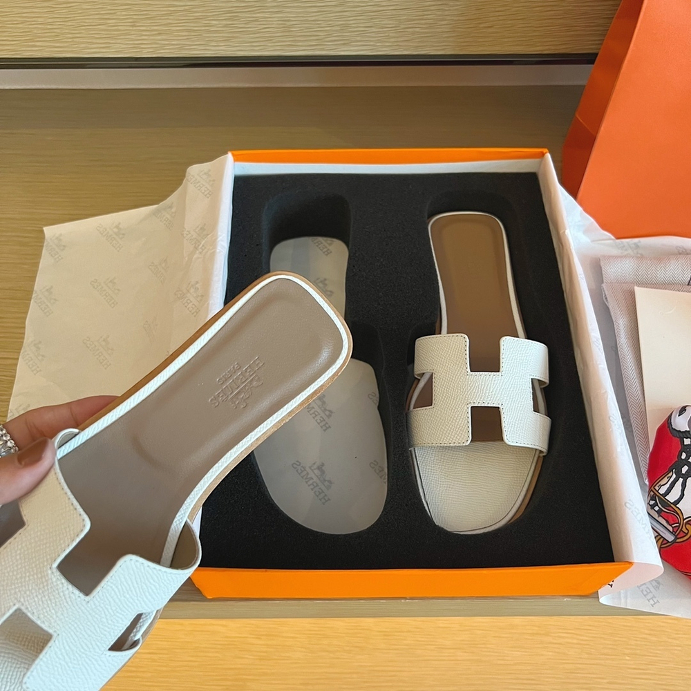 Hermes Oran Sandal