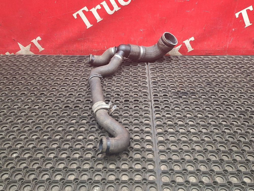 Патрубок системы охлаждения 2023г