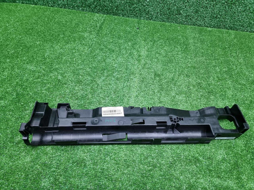 Дефлектор радиатора правый Mercedes S W223 (20-нв)