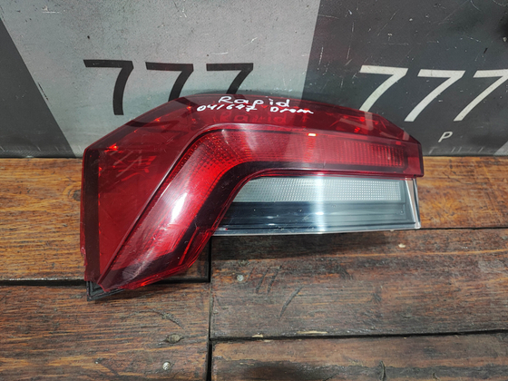 Фонарь задний левый Skoda Rapid 2 20-нв Б/У Оригинал 60U945207A