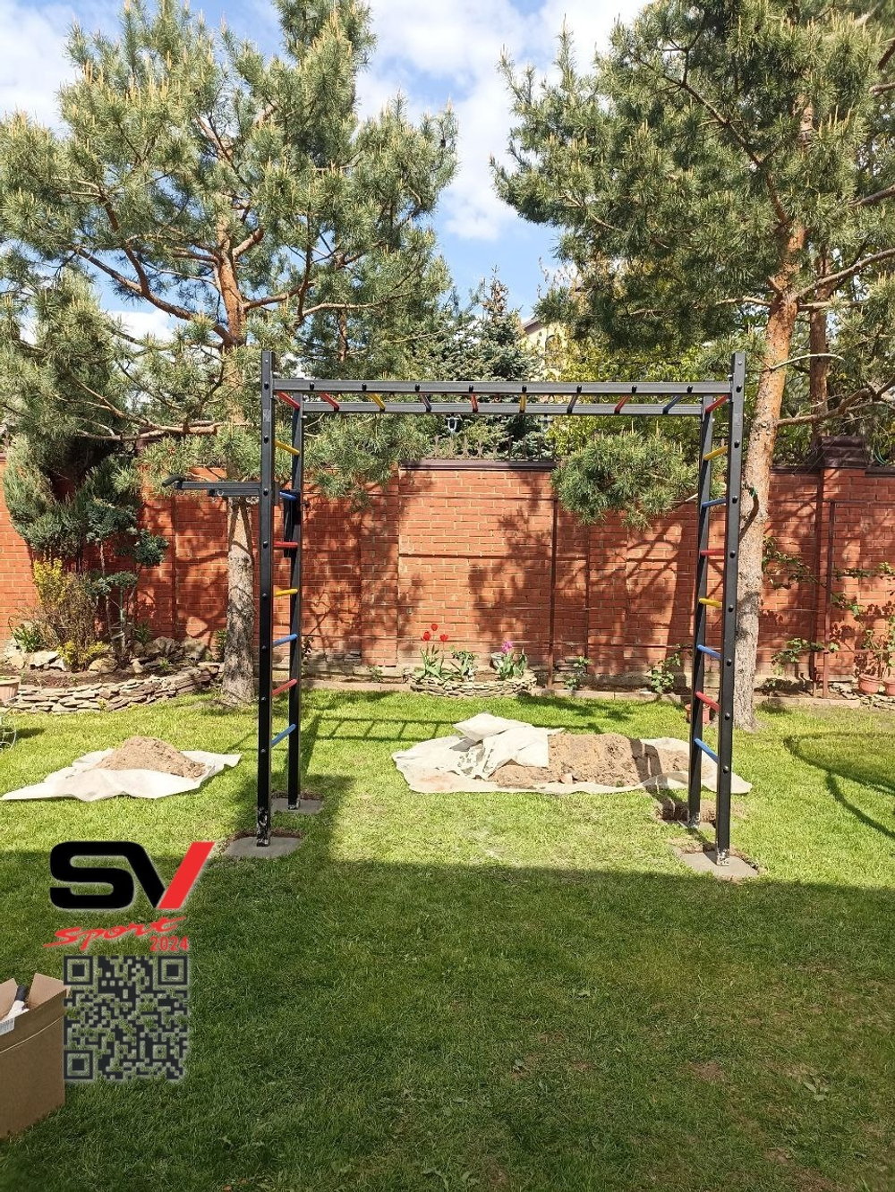 Монтаж уличной шведской стенки Sv Sport Рукоход (4 вертикальных столба)