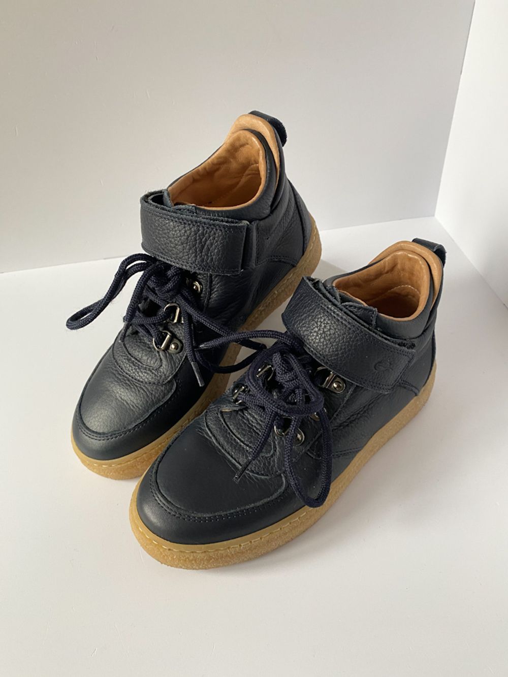 Кожаные кроссовки Gallucci, 32