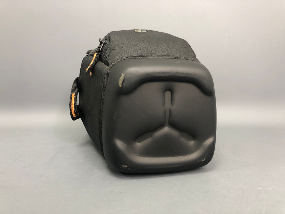Сумка Case Logic SLRC-200 Black